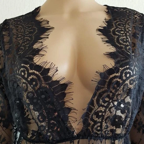 Kopen ❤️ Merkloos Zwarte Lange Nachtjurk Van Doorzichtig Kant | Maat 42 | Sexy Lingerie 🥰 - Afbeelding 7