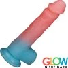 Nieuw 🎉 GAVURY GLOW PRIME DILDO - Glow In The Dark Siliconen - Sterke Zuignap - Extreem Realistisch - Clitoris Stimulator - Intense Sex Orgasme - Flexibele Dildo - Seksspeeltjes - G-spot Climax - Nep Penis - Mannen - Vrouwen - Non Binair - Anaal En Vaginaal ✔️